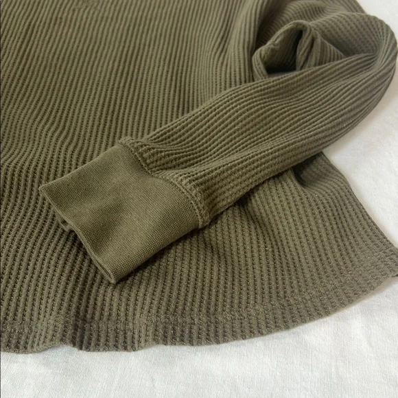 GAP Olive Waffle Knit Top - Picture 3 of 5